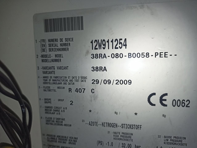 Agregat skraplający Carrier 38RA-080 przebudowa na chiller