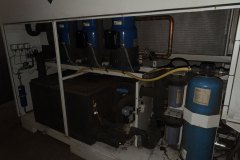 Chiller do lasera do cięcia blach: sprężarki scroll, zbiornik i obieg wody demineralizowanej