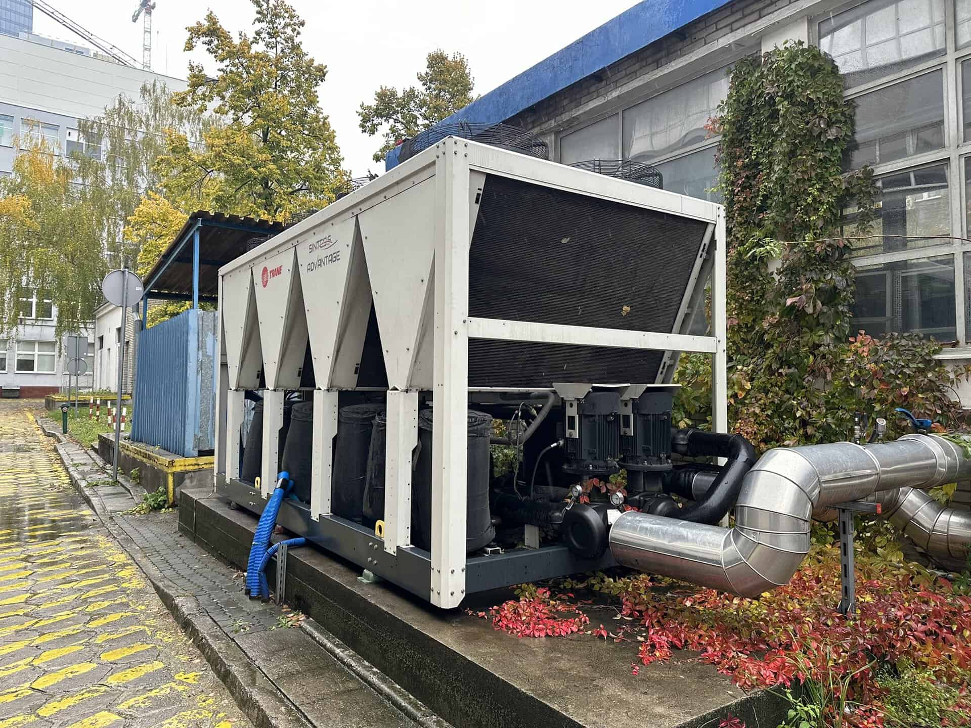 Techniczne aspekty instalacji chillerów