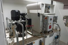Chłodzenie i filtracja oleju hydrałliczneg maszyn CNC