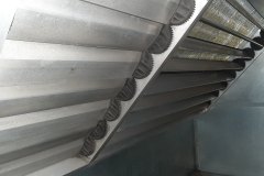 Wnętrze sekcji centrali wentylacyjnej VTS podczas kontroli