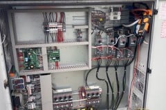 Pomiary Elektryczne w Chillerze CIAT - Profesjonalizm SKiC