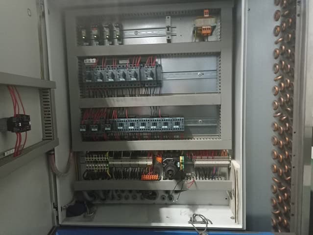 Szafa sterownicza chiller HYFRA SVK540-1-2-5