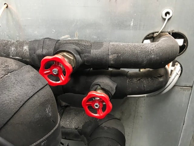 Chiller WEISS 320 kW FREE COOLING zawory odcinające