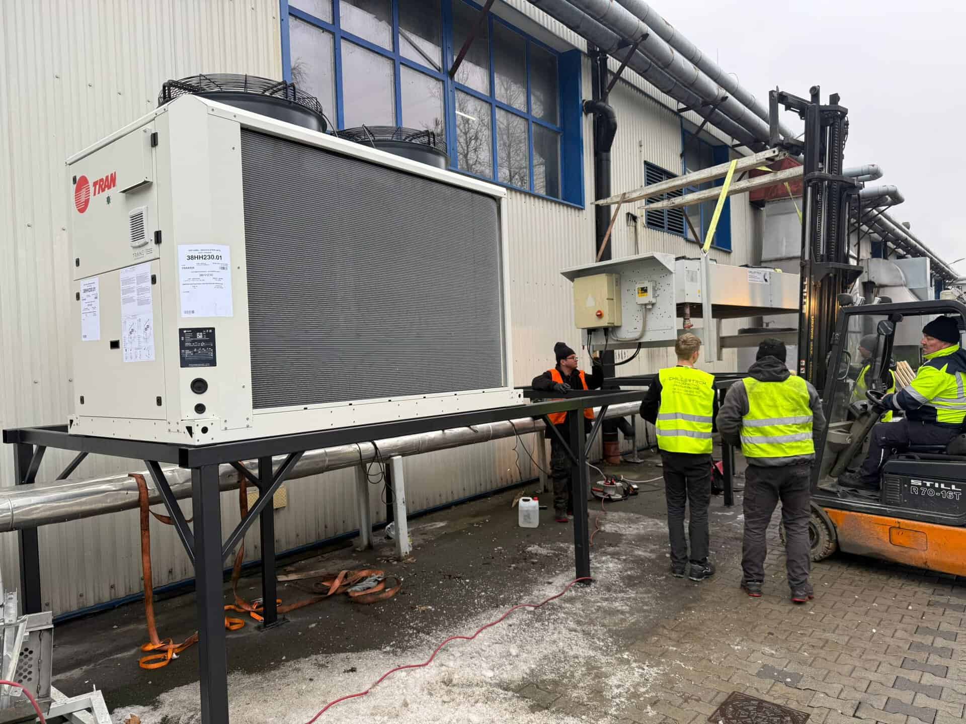 Przygotuj-instalacje-do-sezonu-przez-profesjonalny-serwis-systemow-HVAC
