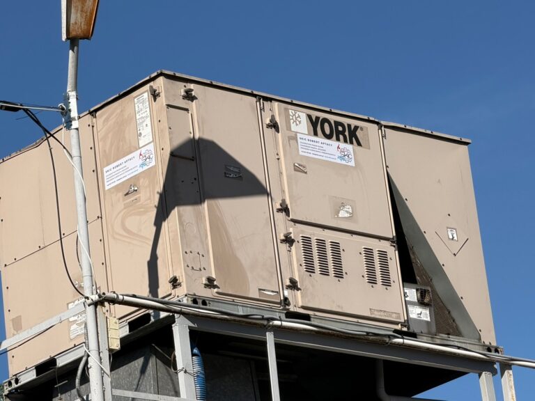 Rooftop York Sunline 2000 na R22